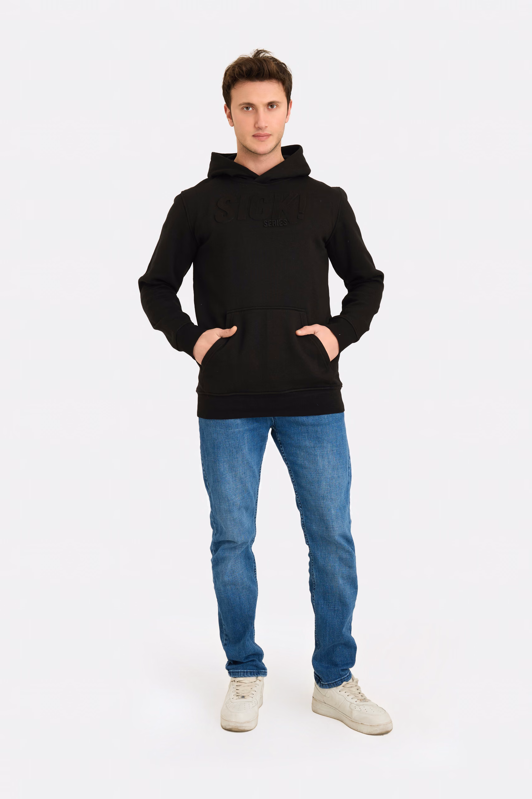 Schwarzer unifarbener Hoodie